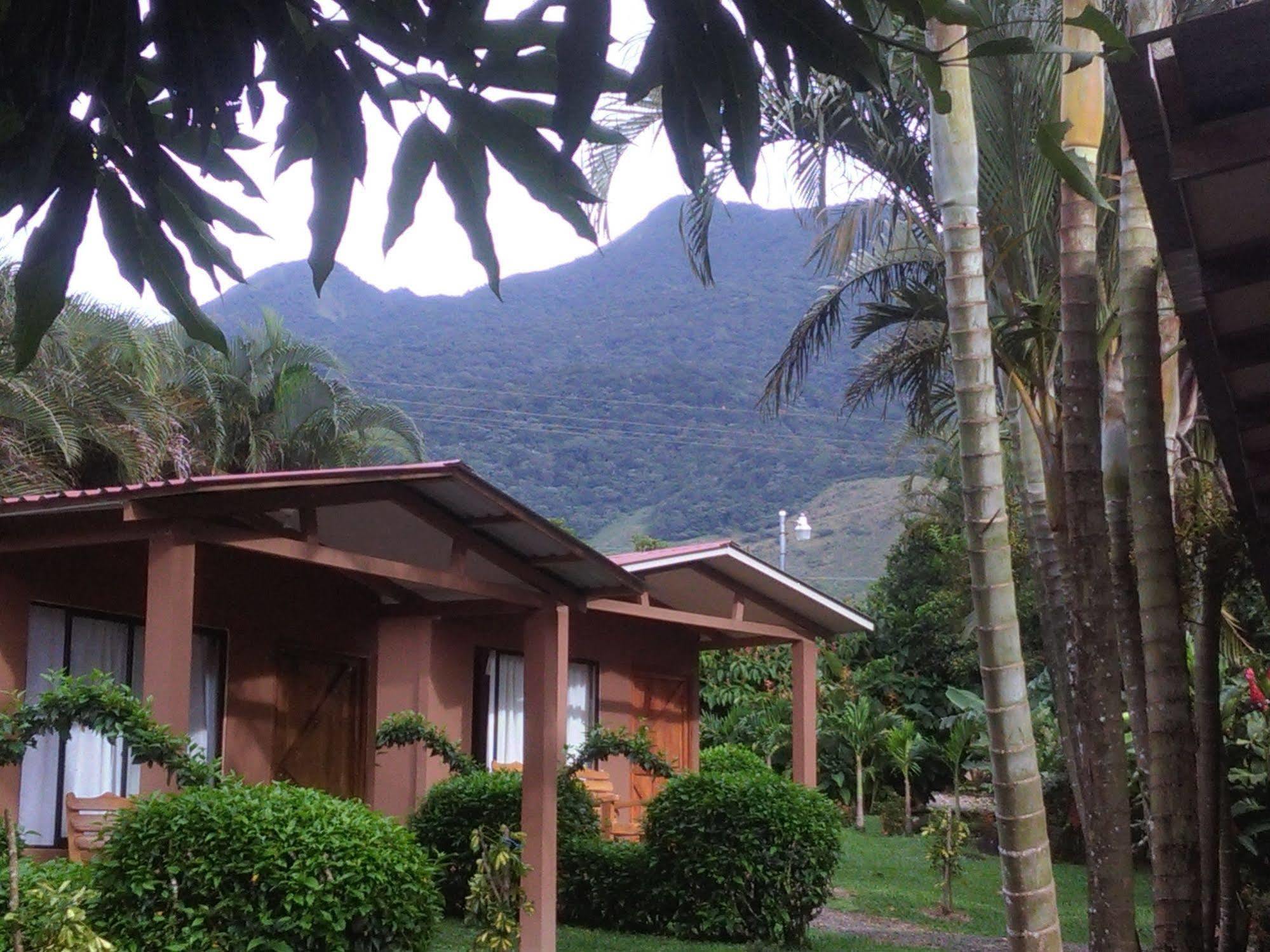 Paraiso Volcano Lodge Guayabo  Exterior photo